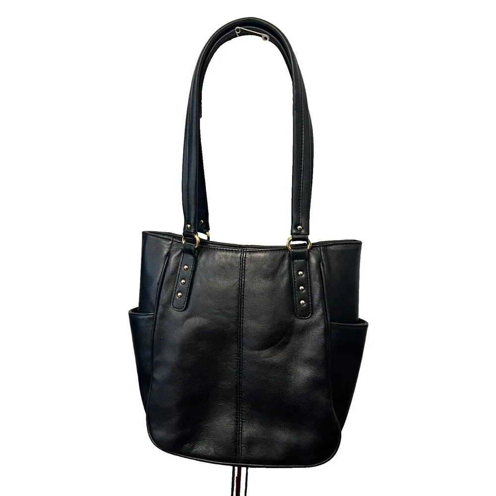 Giani Bernini Black Leather Shoulder Bag Purse Tote Classic Minimalist Studs EUC